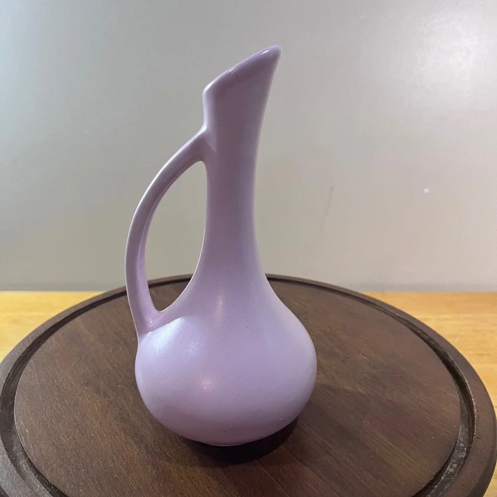 Vtg Royal Haeger USA R692 Pale Pink MCM Ceramic Pitcher Vase Ewer 7.75